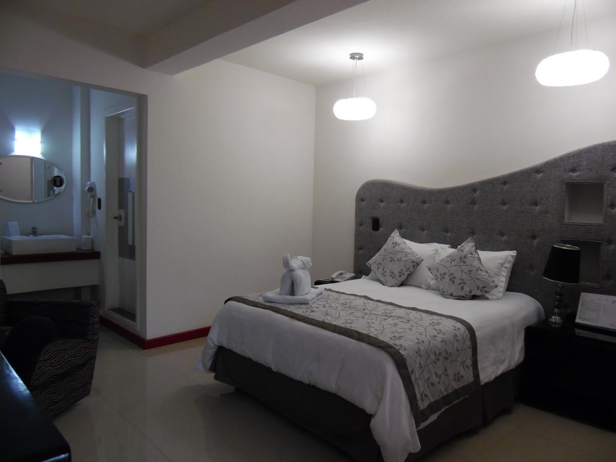 Hotel Luminus Comitan de Dominguez Bagian luar foto